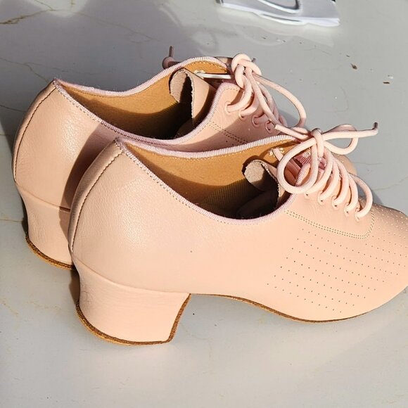 KCDance Women's Real Leather 2in Heel Suede Sole Dance Shoes Pink Size 7/7.5 - Picture 3 of 4